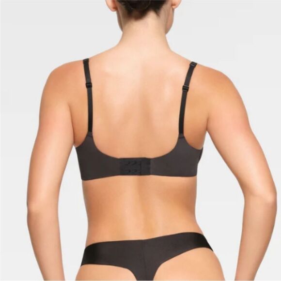 SKIMS | NEW Ultimate Collection Push-Up Plunge Bra in Onyx Women’s Size 38DD - Picture 2 of 11